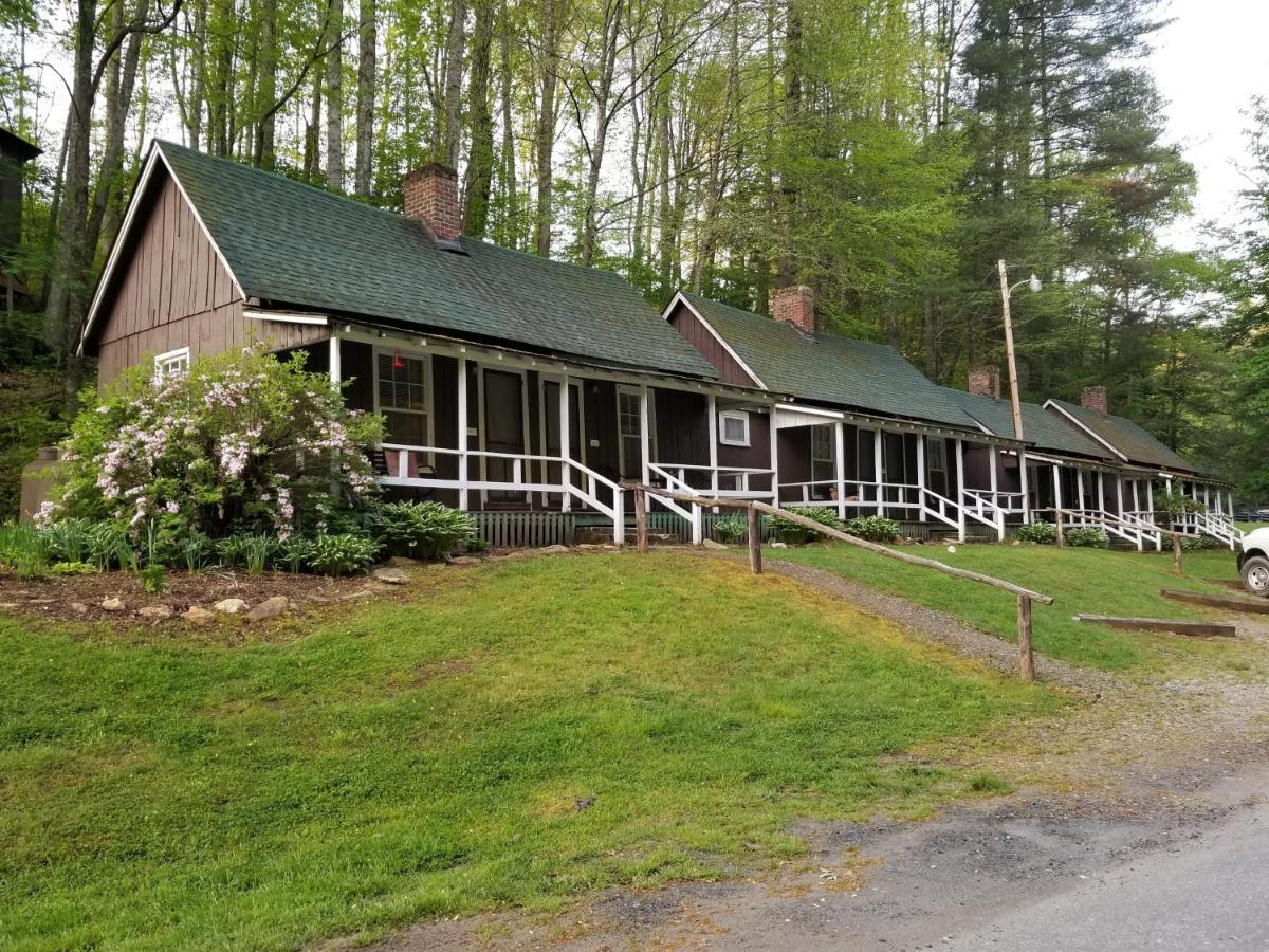 The Cabins At Healing Springs Crumpler Екстериор снимка