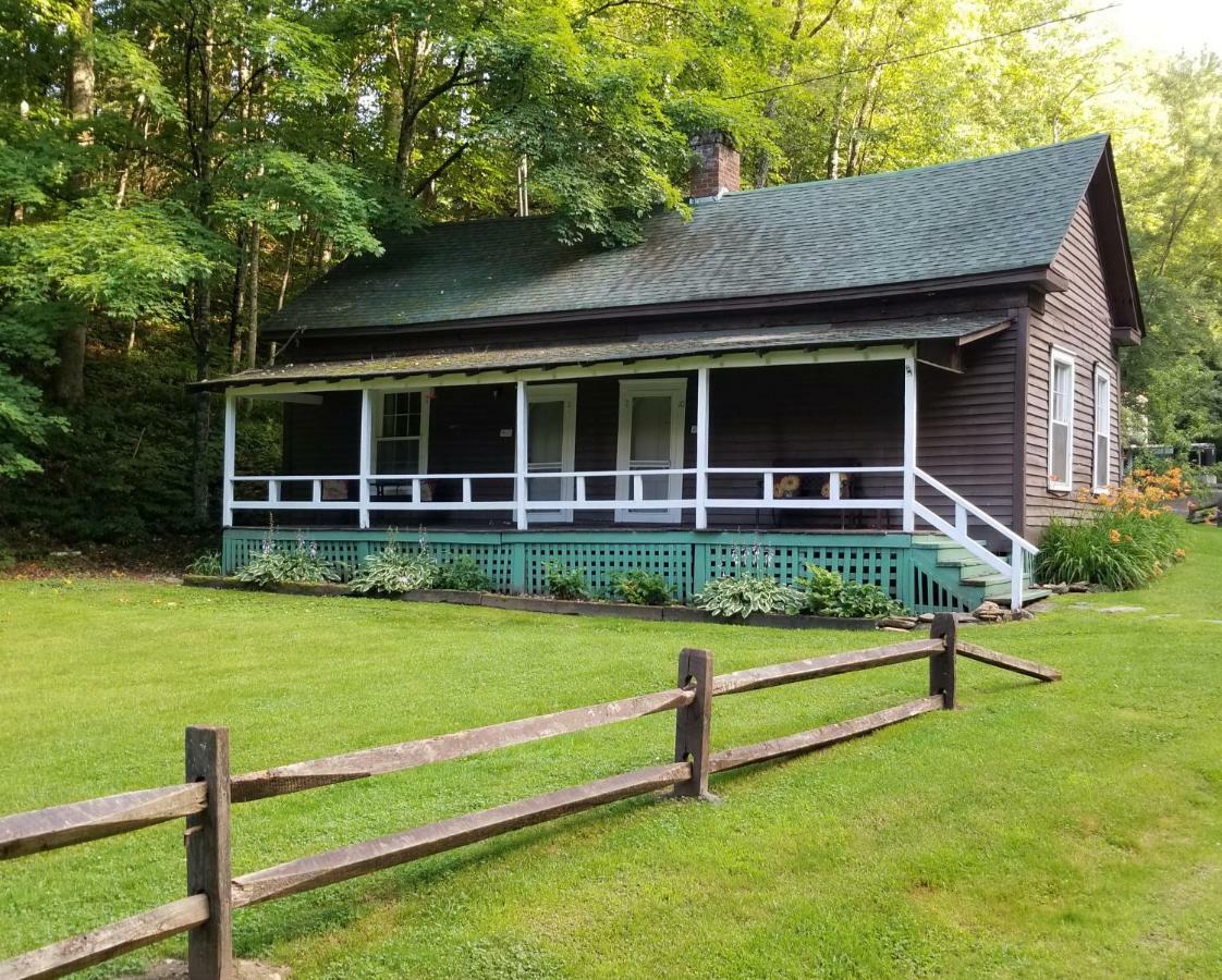 The Cabins At Healing Springs Crumpler Екстериор снимка